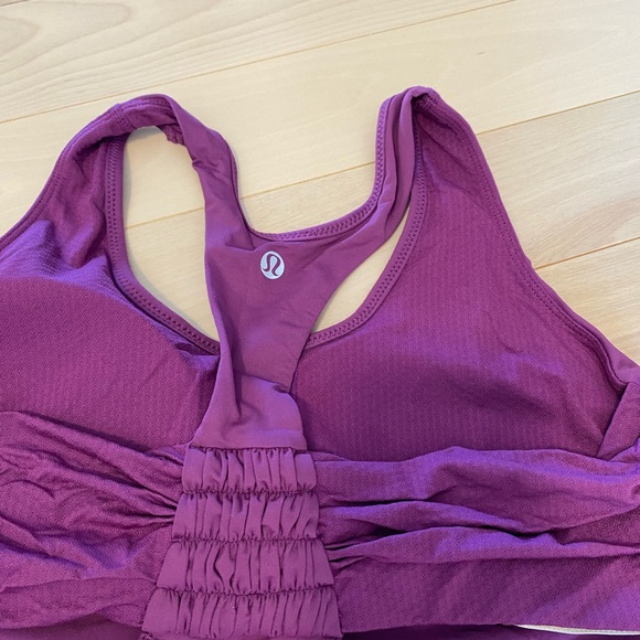 Purple Lululemon workout shirt - Picture 4 of 4